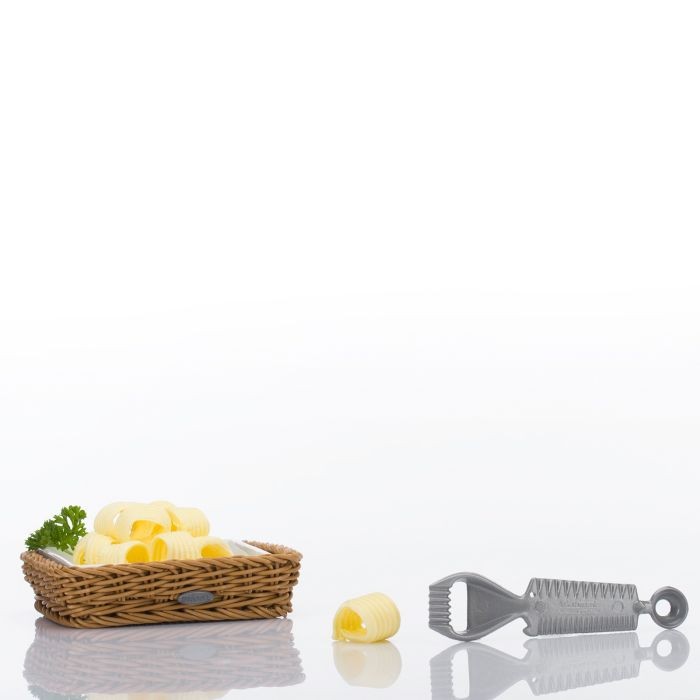 Multi-Purpose Garnishing Tool