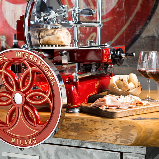 Red Volano B114 Slicer