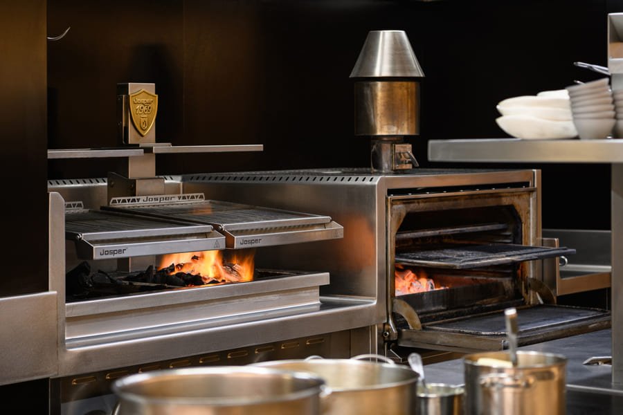 Josper Combo HJX45 & Basque Grill in restaurant