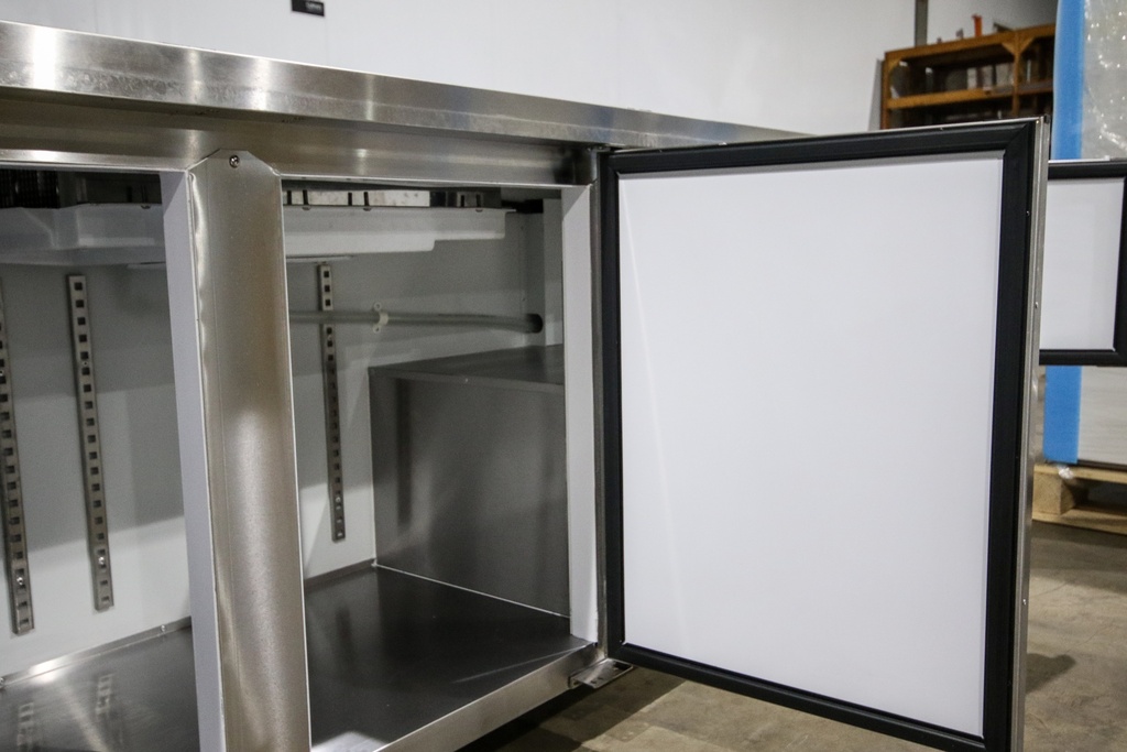 2.5 Stainless Steel Door Underbarfridge with Adjustable Shelves