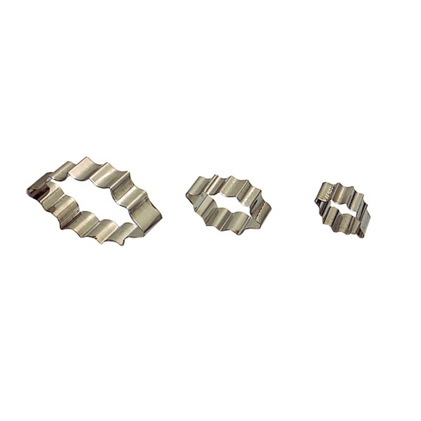 Set Of 3 S/Steel W 2.4, 3.1 & 5.2 cm Holly Leaf Cutters